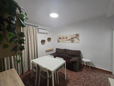 Habitación compartida en Barriada la Palmilla, 5, esc. 0 4º 4.3, imagen 8 de 46