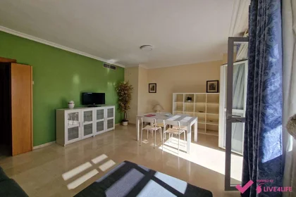 Habitación compartida en Avenida Ronda del Tamarguillo, 25, esc. 0 2º 2B- 4, imagen 17 de 33