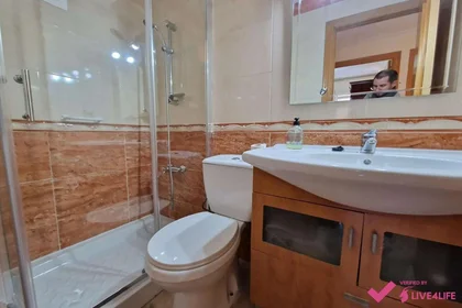 Habitación compartida en Avenida Ronda del Tamarguillo, 25, esc. 0 2º 2B- 4, imagen 31 de 33
