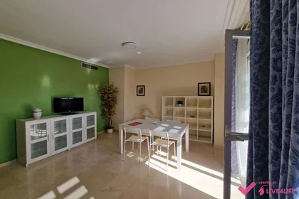 Habitación compartida en Avenida Ronda del Tamarguillo, 25, esc. 0 2º 2B- 4, imagen 10 de 33