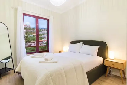 Dairenin tamamı konumu Rua da Autonomia, Quinta Grande, 1 10 görüntüsü