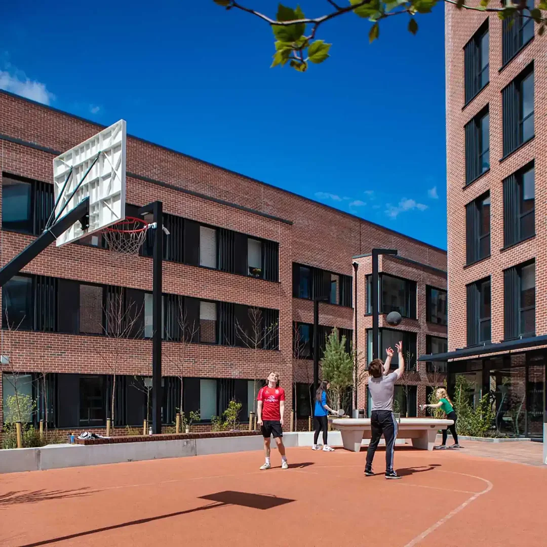 Budget-friendly student room close to campus in
