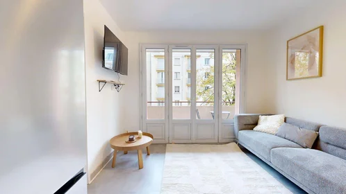私人房间 在 12 Rue Charles Dumont, 21000 Dijon, France, 21的图像13