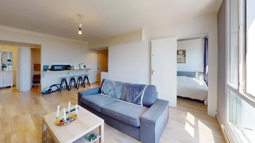 Quarto privado em 145 Av. de la Libération Charles de Gaulle, 33110 Le Bouscat, France, imagem 12 de 17