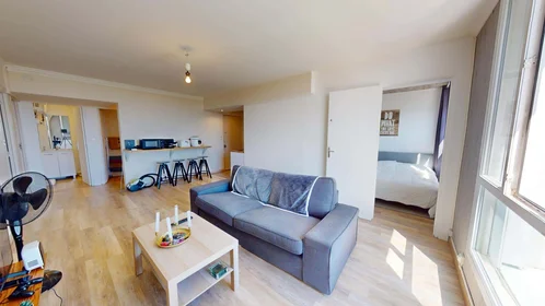 Quarto privado em 145 Av. de la Libération Charles de Gaulle, 33110 Le Bouscat, France, imagem 16 de 17