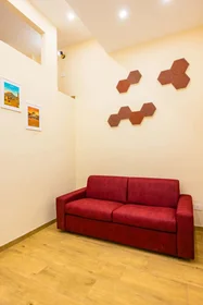 Gesamte Unterkunft in der Via Nuova Poggioreale, 151D, 80143 Napoli NA, Italy, bild 14 von 35