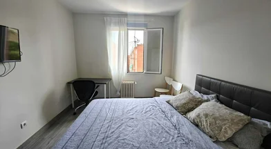 Chambre privée à C. de Cartago, San Blas-Canillejas, 28022 Madrid, Spain, image 3 de 21