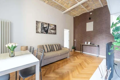 Dairenin tamamı konumu Via Catone, 34, 00192 Roma RM, Italia, 10 15 görüntüsü