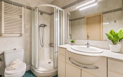 Chambre privée à Carrer d'Hercegovina, 14, image 6 de 20