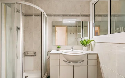 Chambre privée à Carrer d'Hercegovina, 14, image 7 de 20
