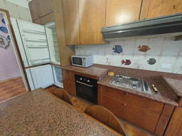 Stanza privata in Via Sant'Ampellio, immagine 10 di 20