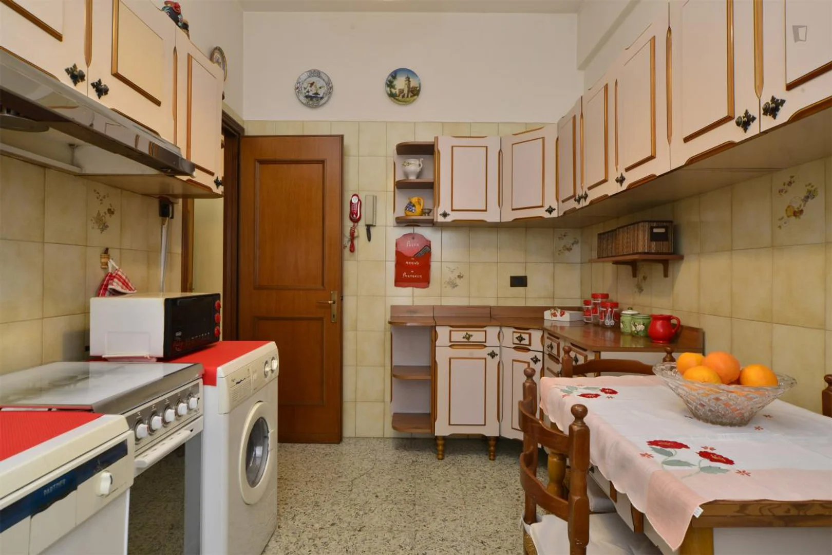 Chambre d'étudiant économique avec emplacement pratique dans 