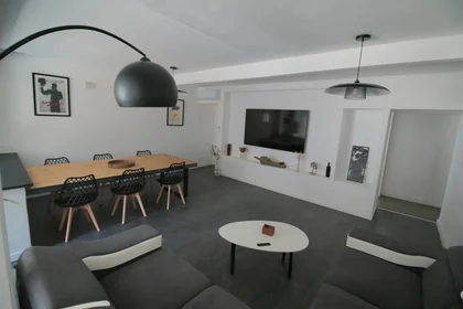 Privatzimmer in der Boulevard Notre Dame de France, bild 8 von 12