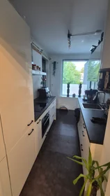 Quarto privado em Van Lenneplaan, imagem 2 de 5