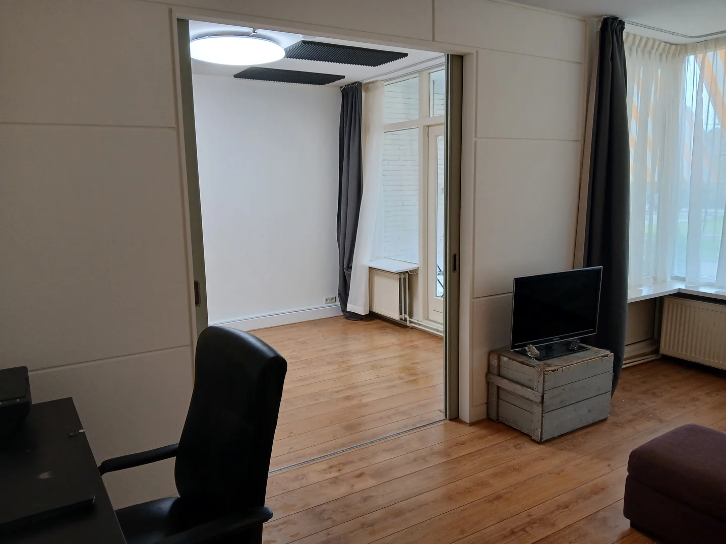 Economical student room with convenient location in 
