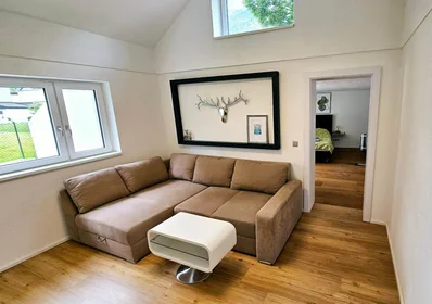 Private room at Kranebitter Allee, image 6 of 23