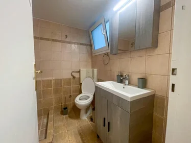 Stanza privata in Lerou, immagine 10 di 16