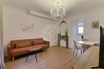 Appartement entièrement meublé à {area}