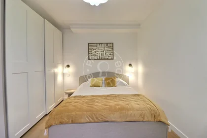 Logement entier à Rue des Feuillantines, image 12 de 19