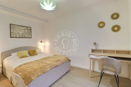 Logement entier à Rue des Feuillantines, image 15 de 19