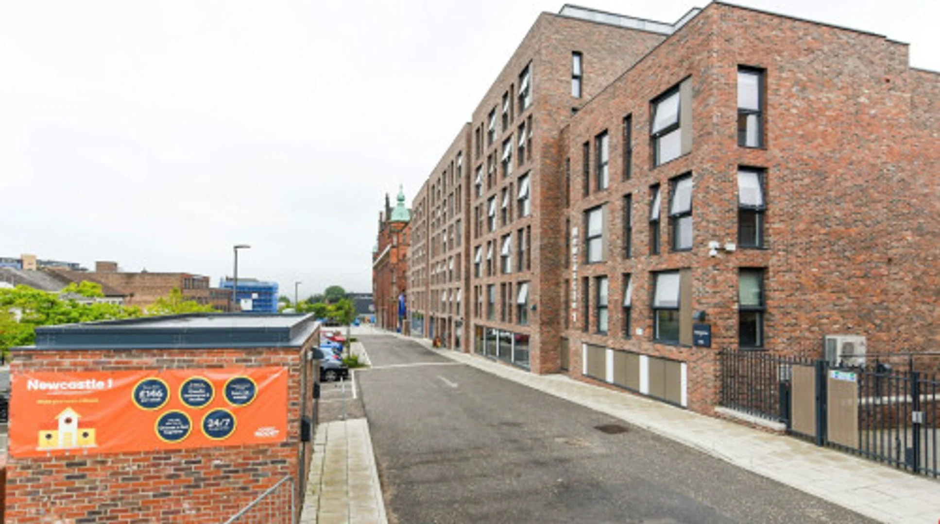 Habitación para estudiantes en  con área de estudio y facilidades compartidas