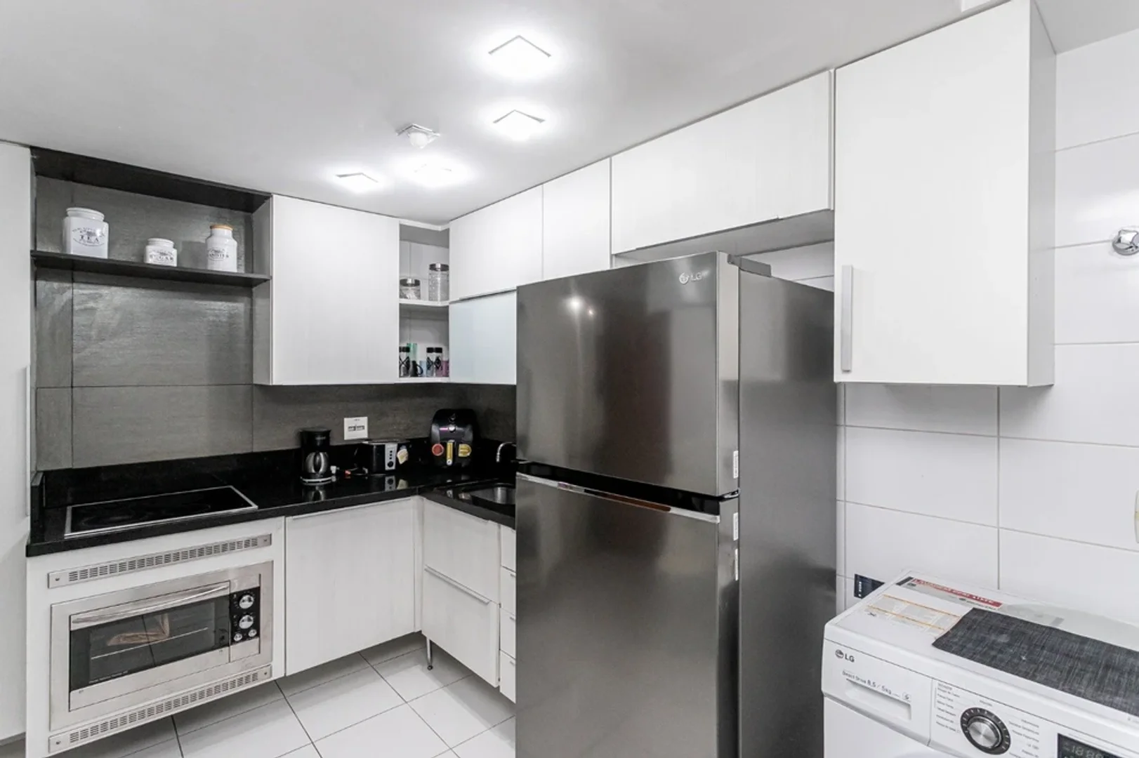 Avenida Bartolomeu Mitre 600