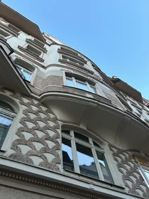 Entire apartment at Zborovská 6, image 7 of 10