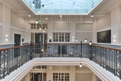Dairenin tamamı Ikamet yerinde konumu 2A Willowbank Cres, Glasgow G3 6NB, United Kingdom, 8 16 görüntüsü