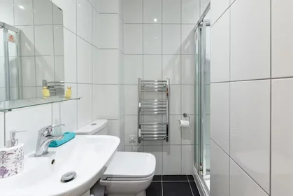 Private room in residence at Brookland Road, Leicester LE2 6BH, United Kingdom, image 6 of 16