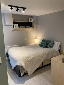 Chambre privée en résidence à 56 Lady Lawson Street, Edinburgh, EH3 9DH, UK, image 7 de 20
