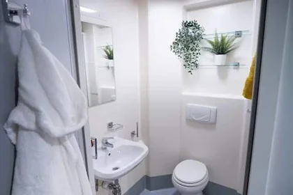 Chambre privée en résidence à 56 Lady Lawson Street, Edinburgh, EH3 9DH, UK, image 17 de 20