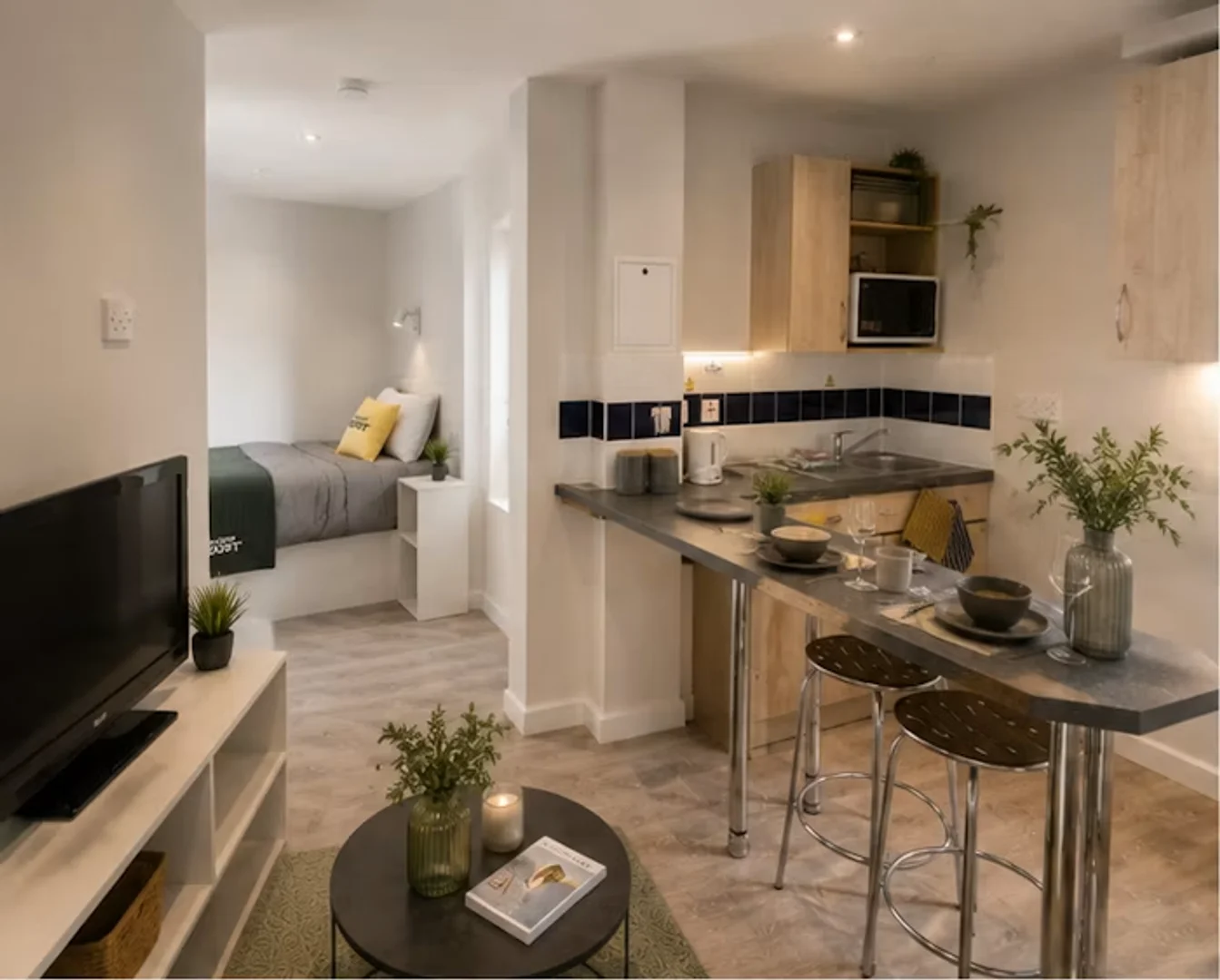 Niedrogi apartament typu studio z niezbędnymi funkcjami w 
