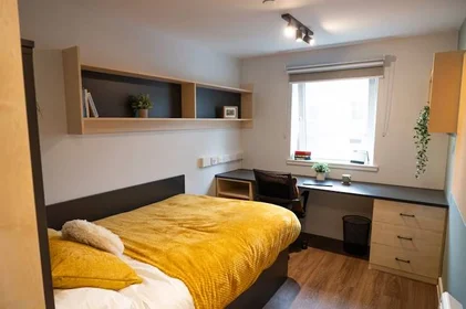 Chambre privée en résidence à 56 Lady Lawson Street, Edinburgh, EH3 9DH, UK, image 3 de 20
