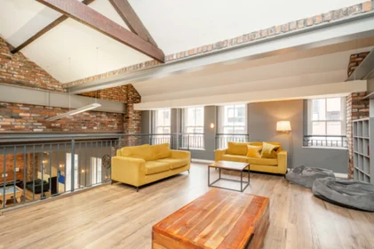 Studio in residence at 80 Hoyle St, Sheffield S3 7LG, UK, image 8 of 31