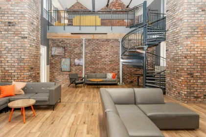 Studio in residence at 80 Hoyle St, Sheffield S3 7LG, UK, image 11 of 31