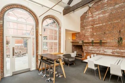 Studio in residence at 80 Hoyle St, Sheffield S3 7LG, UK, image 17 of 31