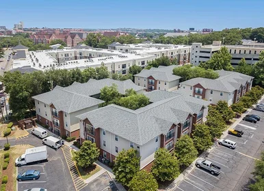 Apartamento inteiro em residência em 1825 W Call St, Tallahassee, FL 32304, United States, imagem 17 de 19