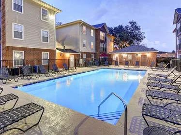 Apartamento inteiro em residência em 1825 W Call St, Tallahassee, FL 32304, United States, imagem 18 de 19