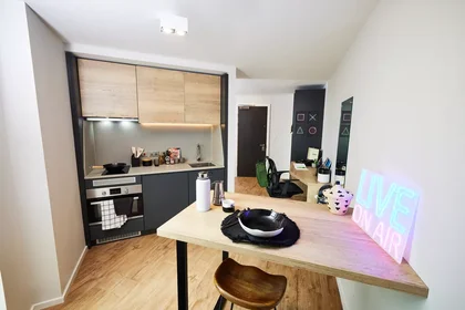 Estúdio em residência em 93 Portland Cres, Leeds LS1 3AY, United Kingdom, imagem 25 de 37