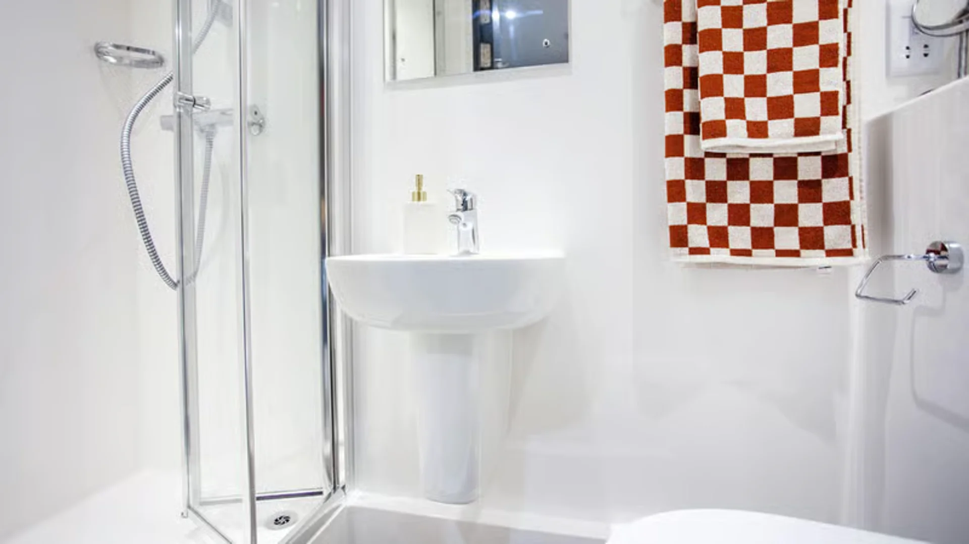Affordable studio apartment with essential features in 