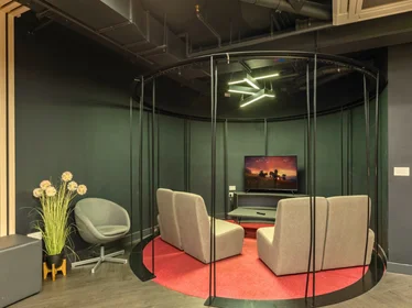Studio in residence at Crown House, 21 Upper N St, Brighton and Hove, Brighton BN1 3FG, United Kingdom, image 14 of 25
