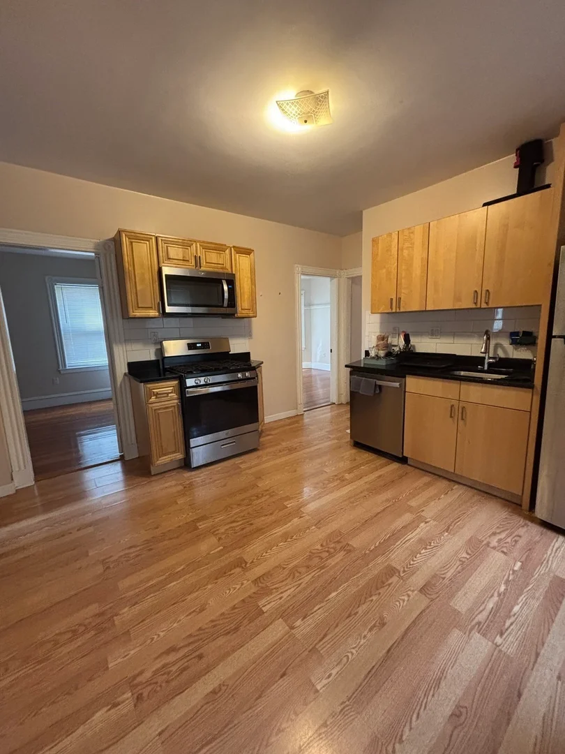 32, Raven St., Unit 1, Dorchester, Boston, MA, 02125