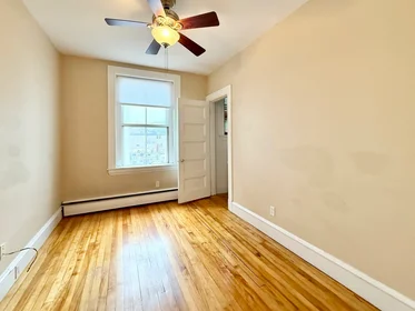 Dairenin tamamı Ikamet yerinde konumu 2, Arlington St., Unit 22, Porter Square, Cambridge, MA, 02140, 14 32 görüntüsü