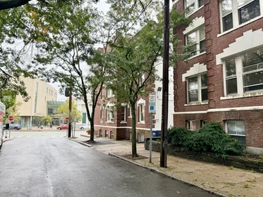 Dairenin tamamı Ikamet yerinde konumu 2, Arlington St., Unit 22, Porter Square, Cambridge, MA, 02140, 16 32 görüntüsü