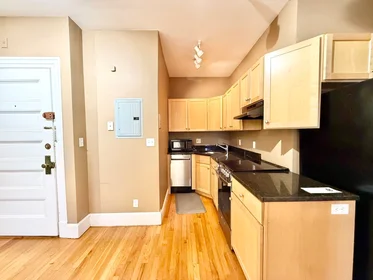 Dairenin tamamı Ikamet yerinde konumu 2, Arlington St., Unit 22, Porter Square, Cambridge, MA, 02140, 3 32 görüntüsü