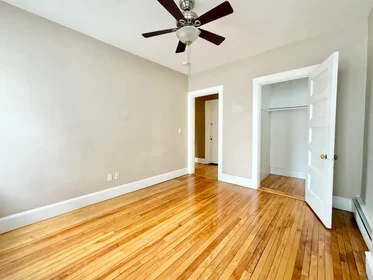 Dairenin tamamı Ikamet yerinde konumu 2, Arlington St., Unit 22, Porter Square, Cambridge, MA, 02140, 27 32 görüntüsü