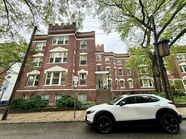 Dairenin tamamı Ikamet yerinde konumu 2, Arlington St., Unit 22, Porter Square, Cambridge, MA, 02140, 9 32 görüntüsü