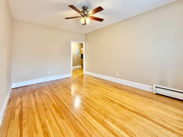 Dairenin tamamı Ikamet yerinde konumu 2, Arlington St., Unit 22, Porter Square, Cambridge, MA, 02140, 10 32 görüntüsü