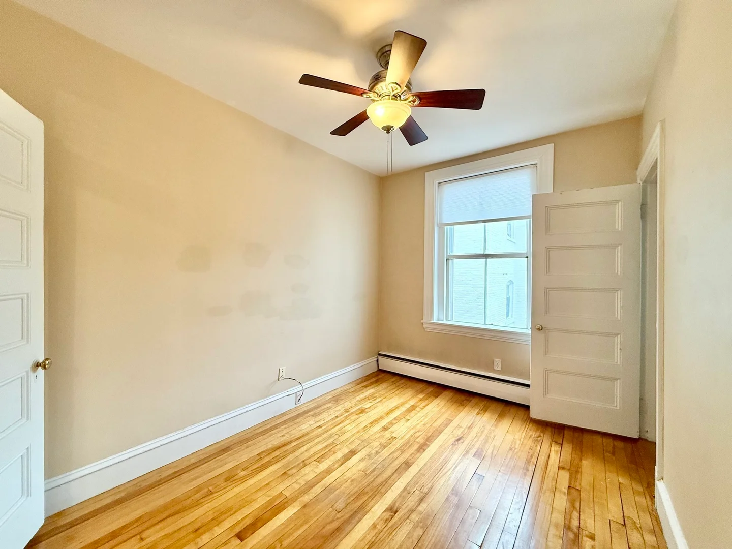 2, Arlington St., Unit 22, Porter Square, Cambridge, MA, 02140