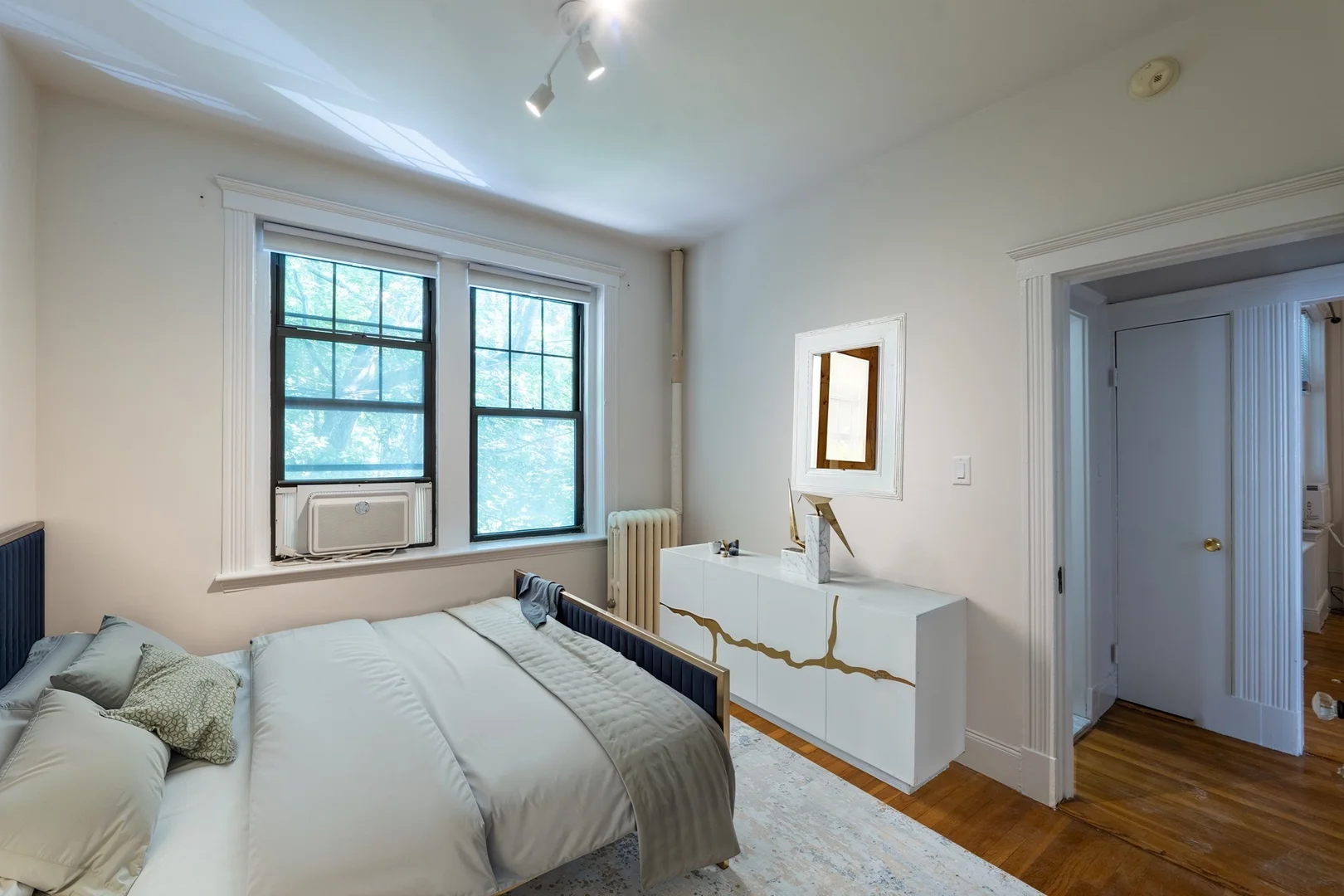 29, Mount Hood Rd., Unit 8, Brighton, Boston, MA, 02135